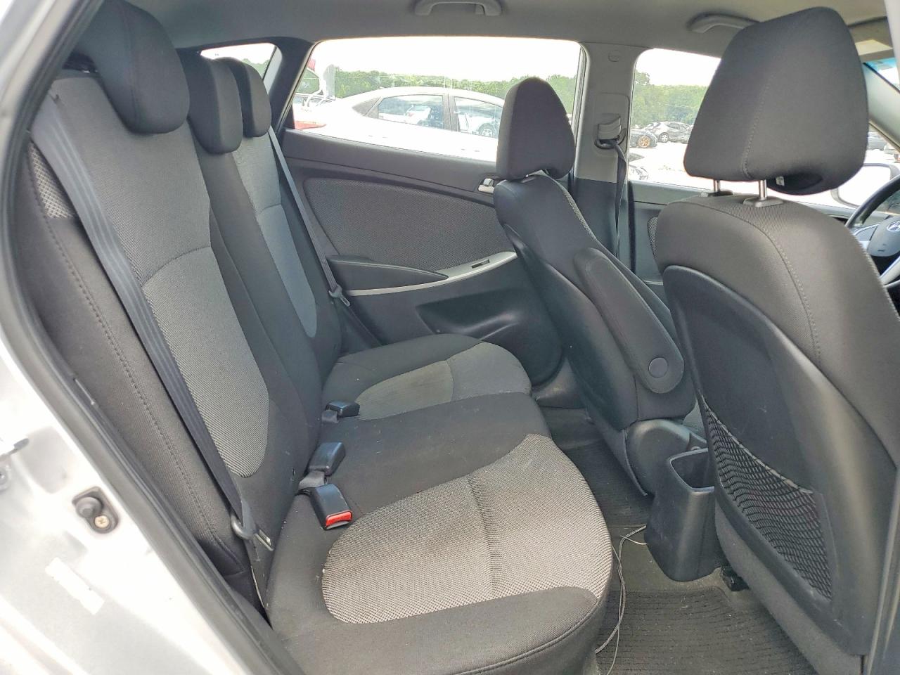 2012 HYUNDAI ACCENT