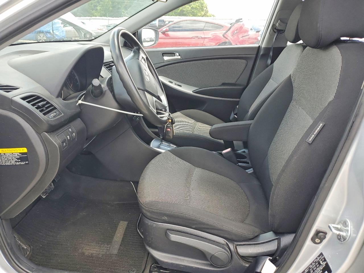 2012 HYUNDAI ACCENT