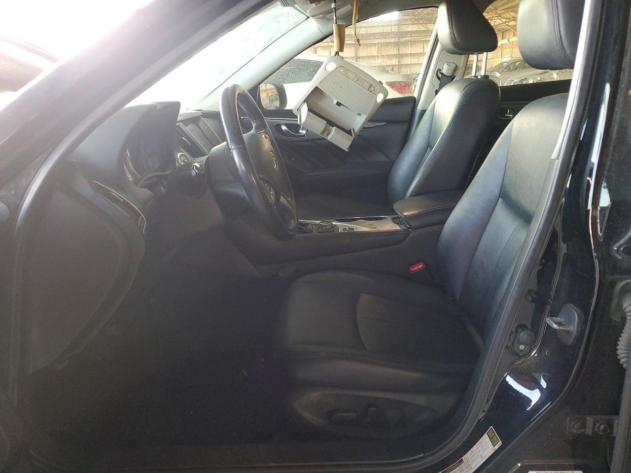 2016 INFINITI Q50