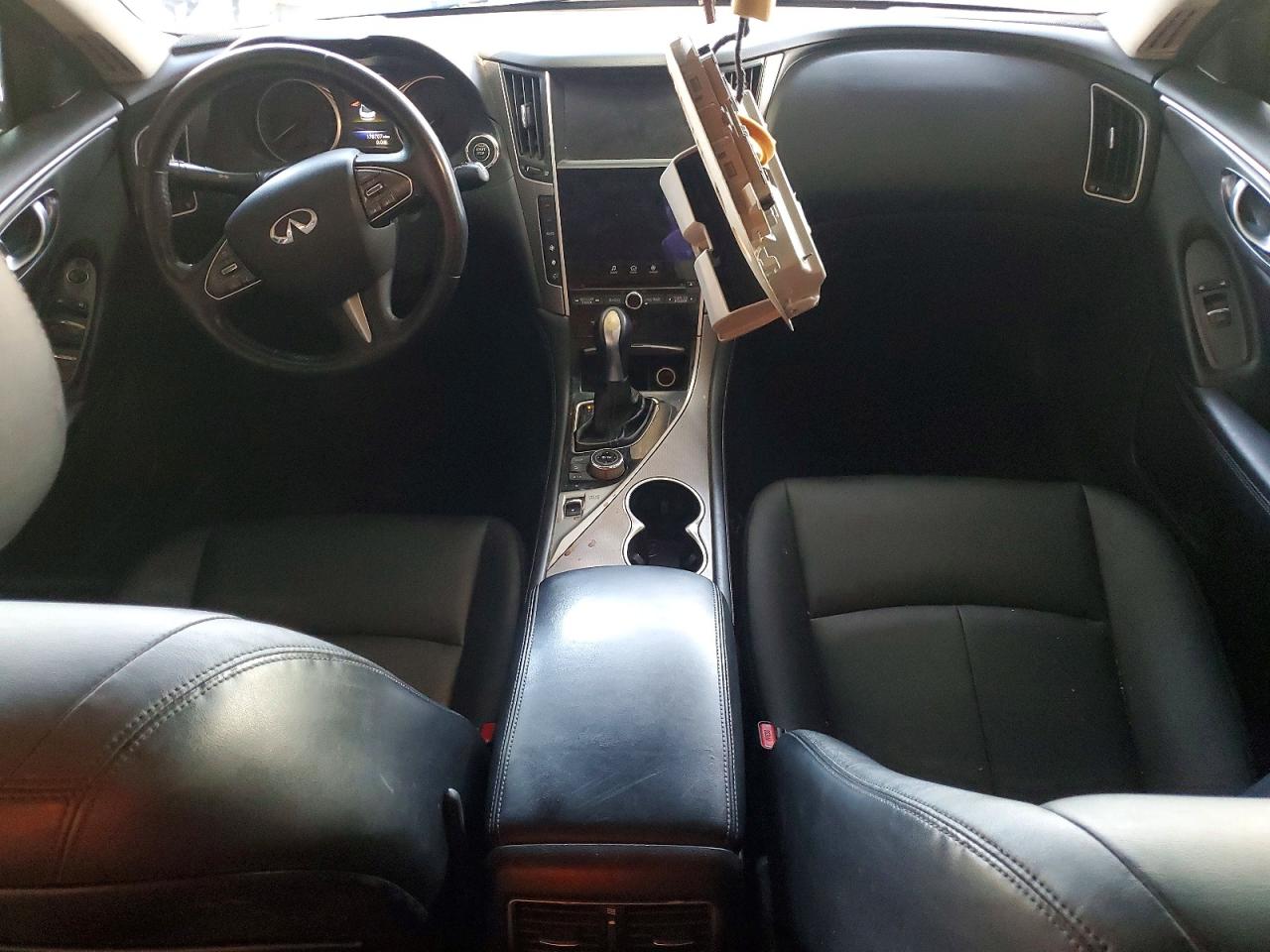 2016 INFINITI Q50