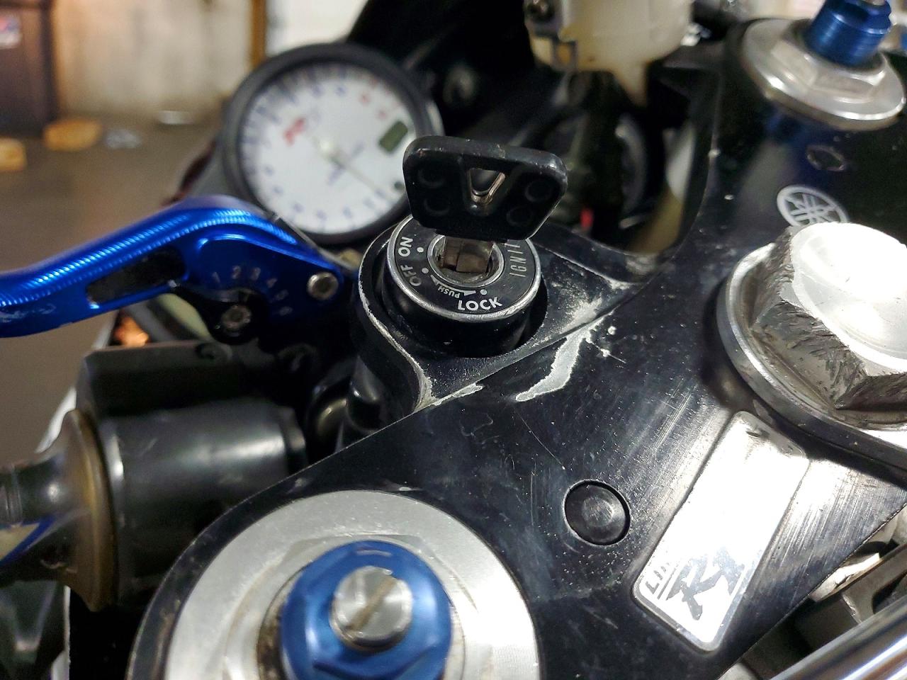 2001 YAMAHA YZF1000