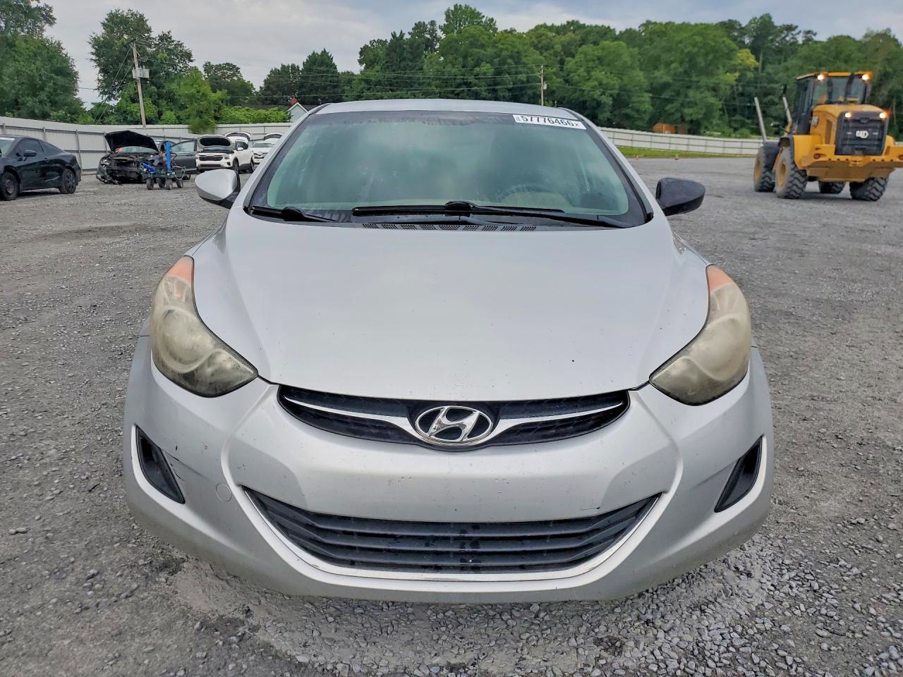 2011 HYUNDAI ELANTRA