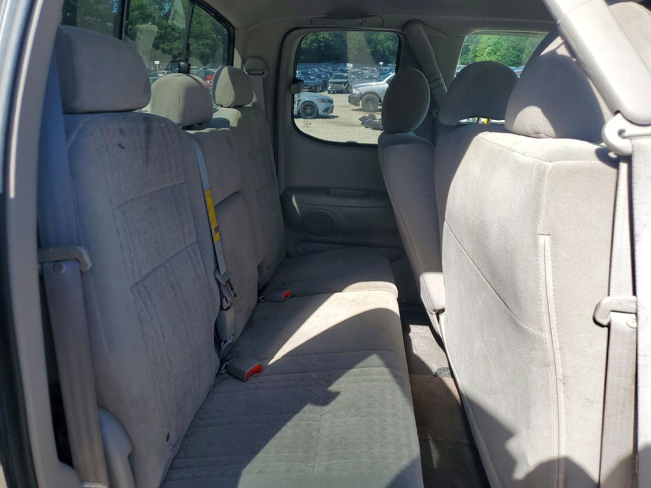 2005 TOYOTA TUNDRA