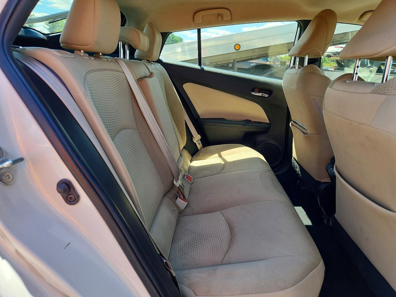 2019 TOYOTA PRIUS