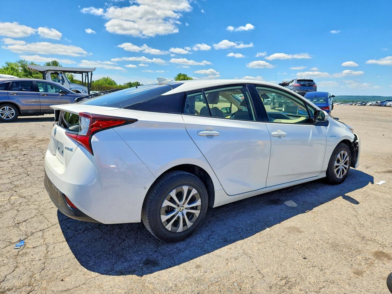 2019 TOYOTA PRIUS