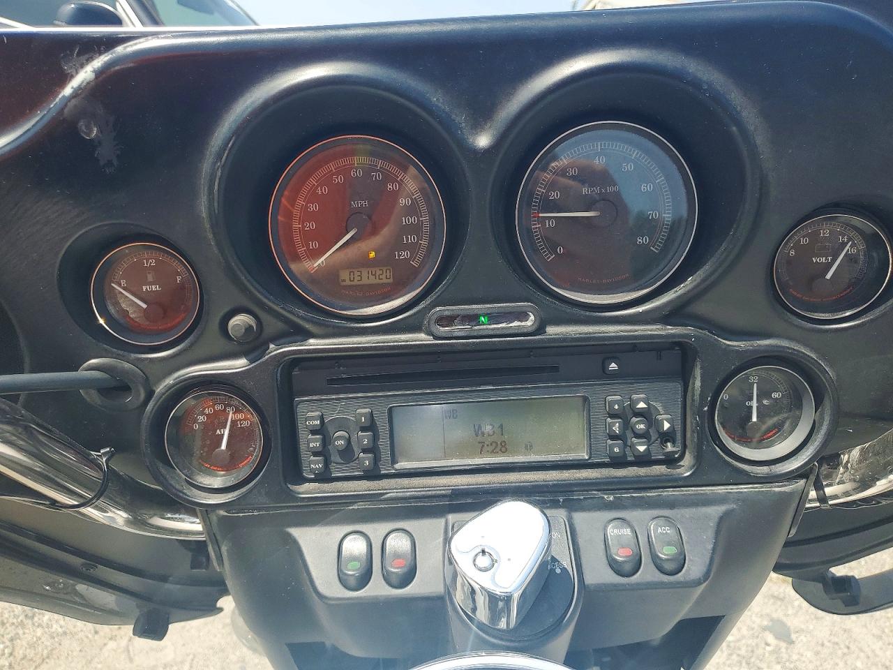 2008 HARLEY-DAVIDSON FL