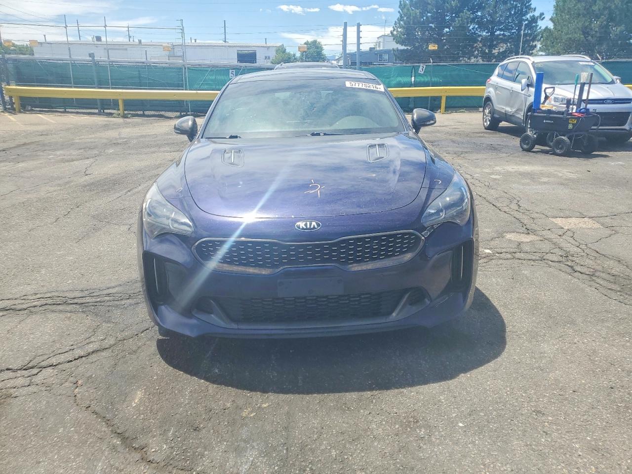 2020 KIA STINGER