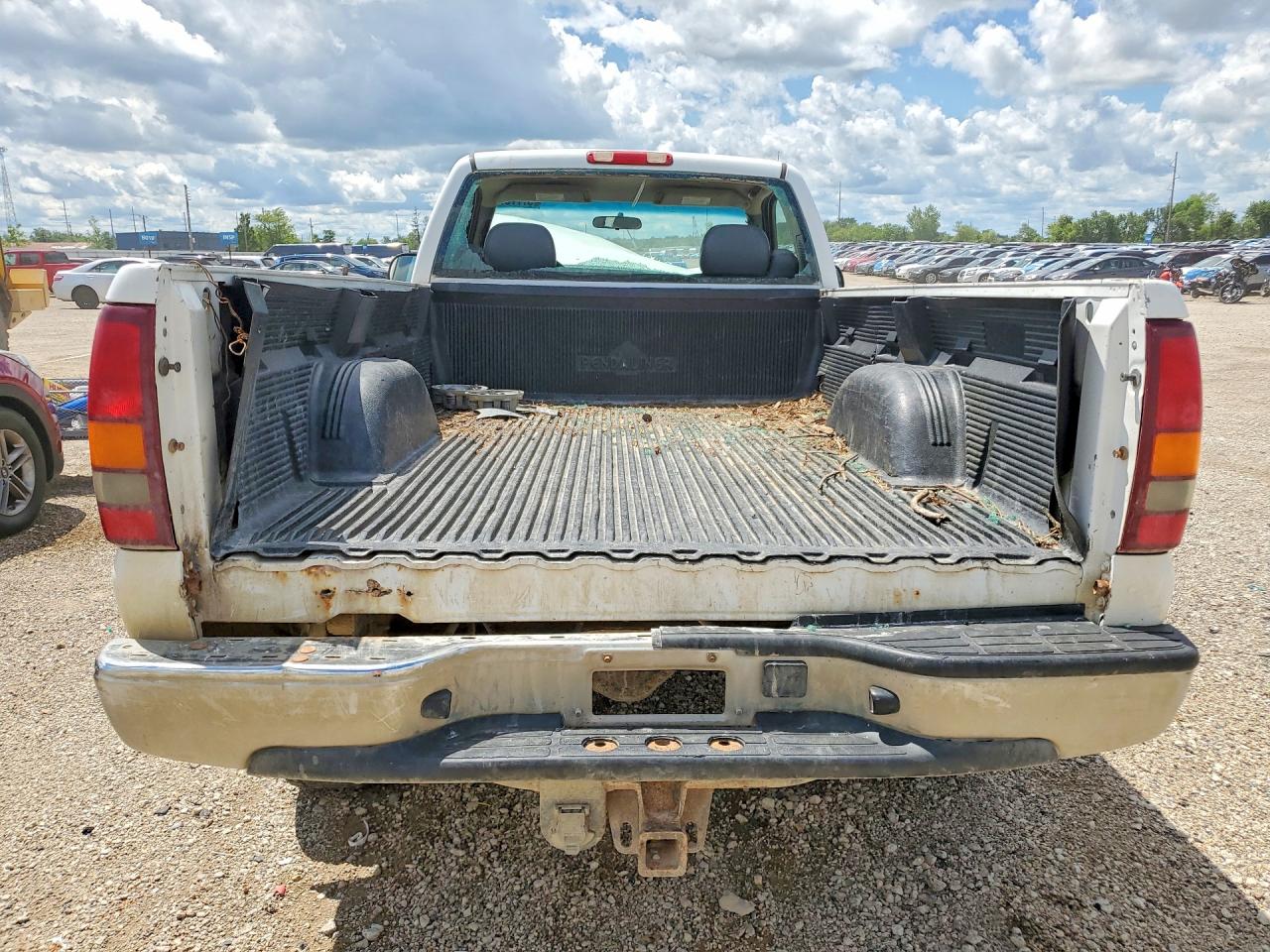 2002 GMC SIERRA