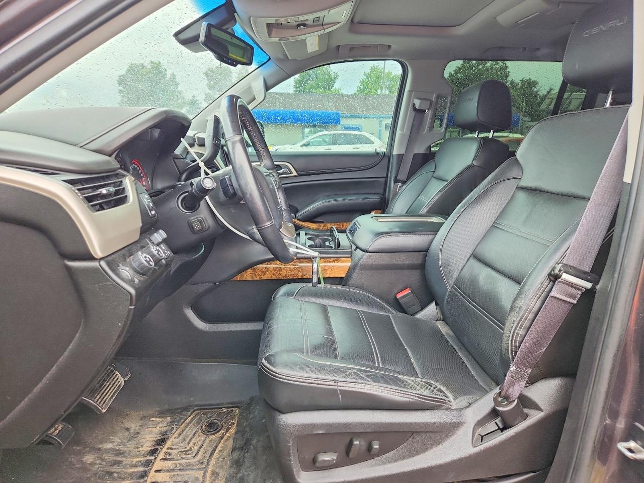 2015 GMC YUKON