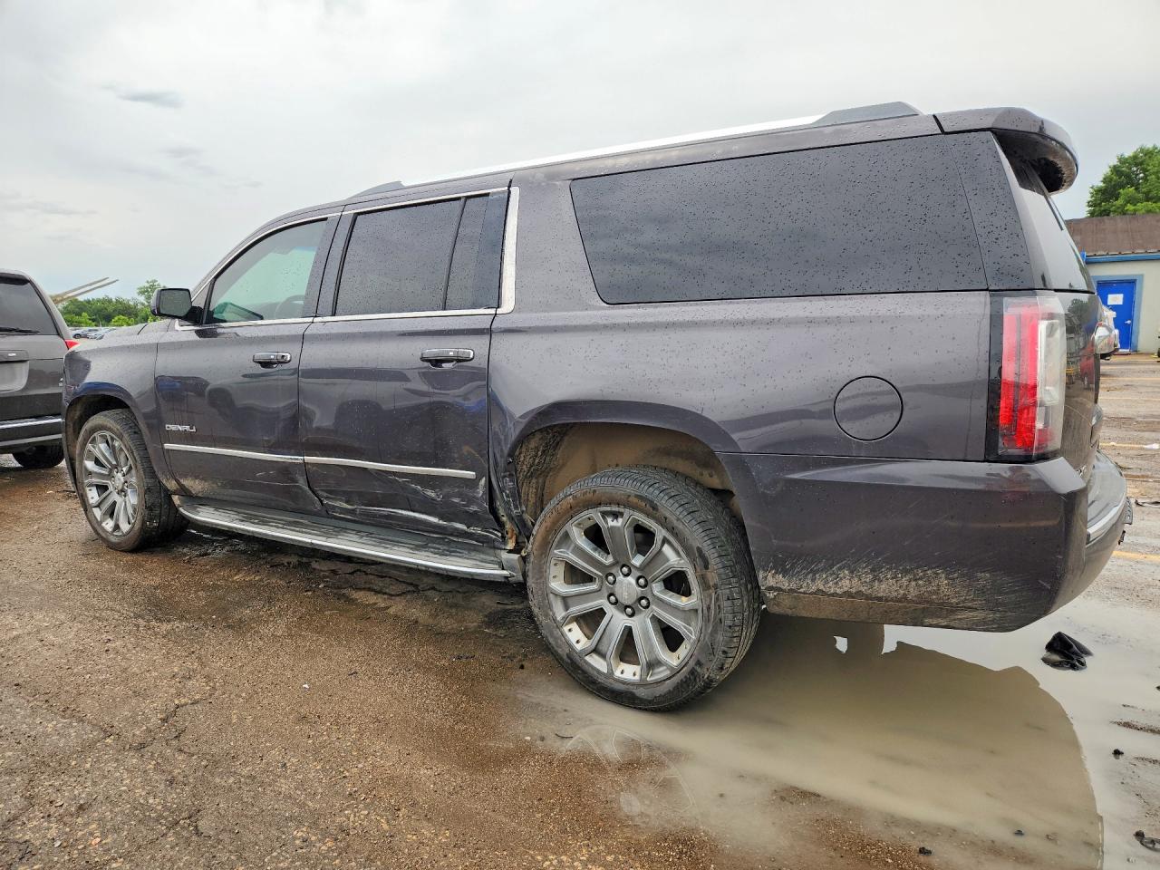 2015 GMC YUKON