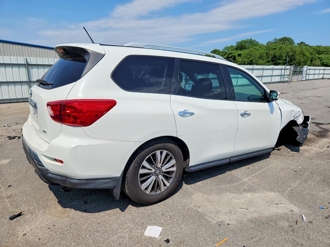 2018 NISSAN PATHFINDER