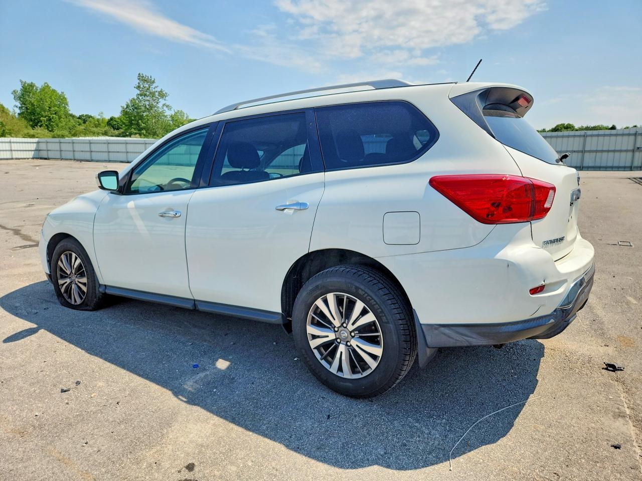 2018 NISSAN PATHFINDER