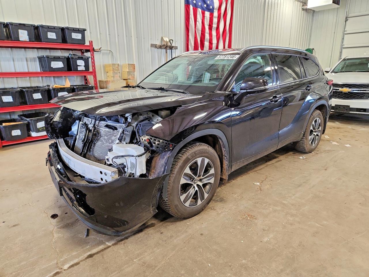 2021 TOYOTA HIGHLANDER