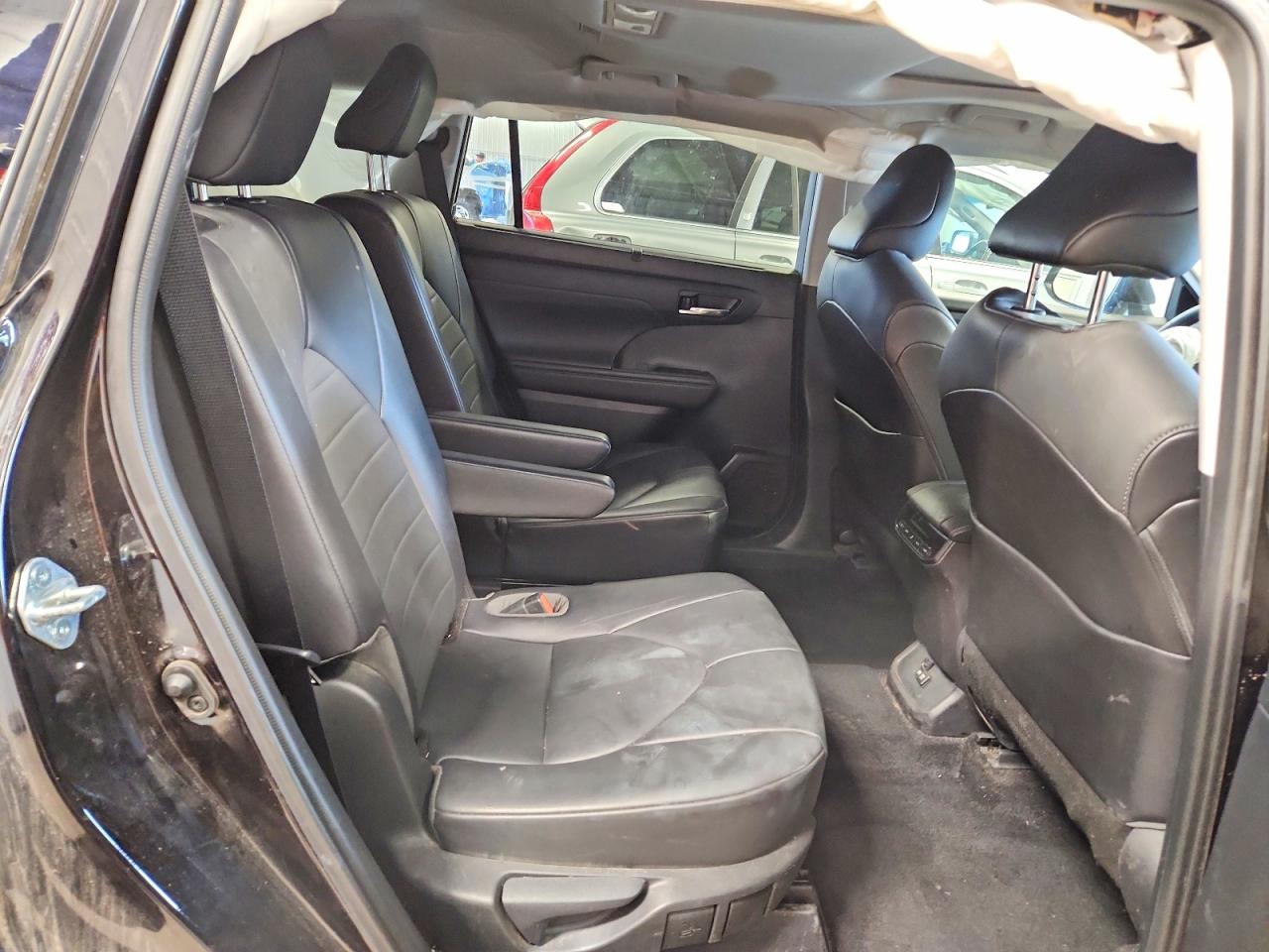 2021 TOYOTA HIGHLANDER