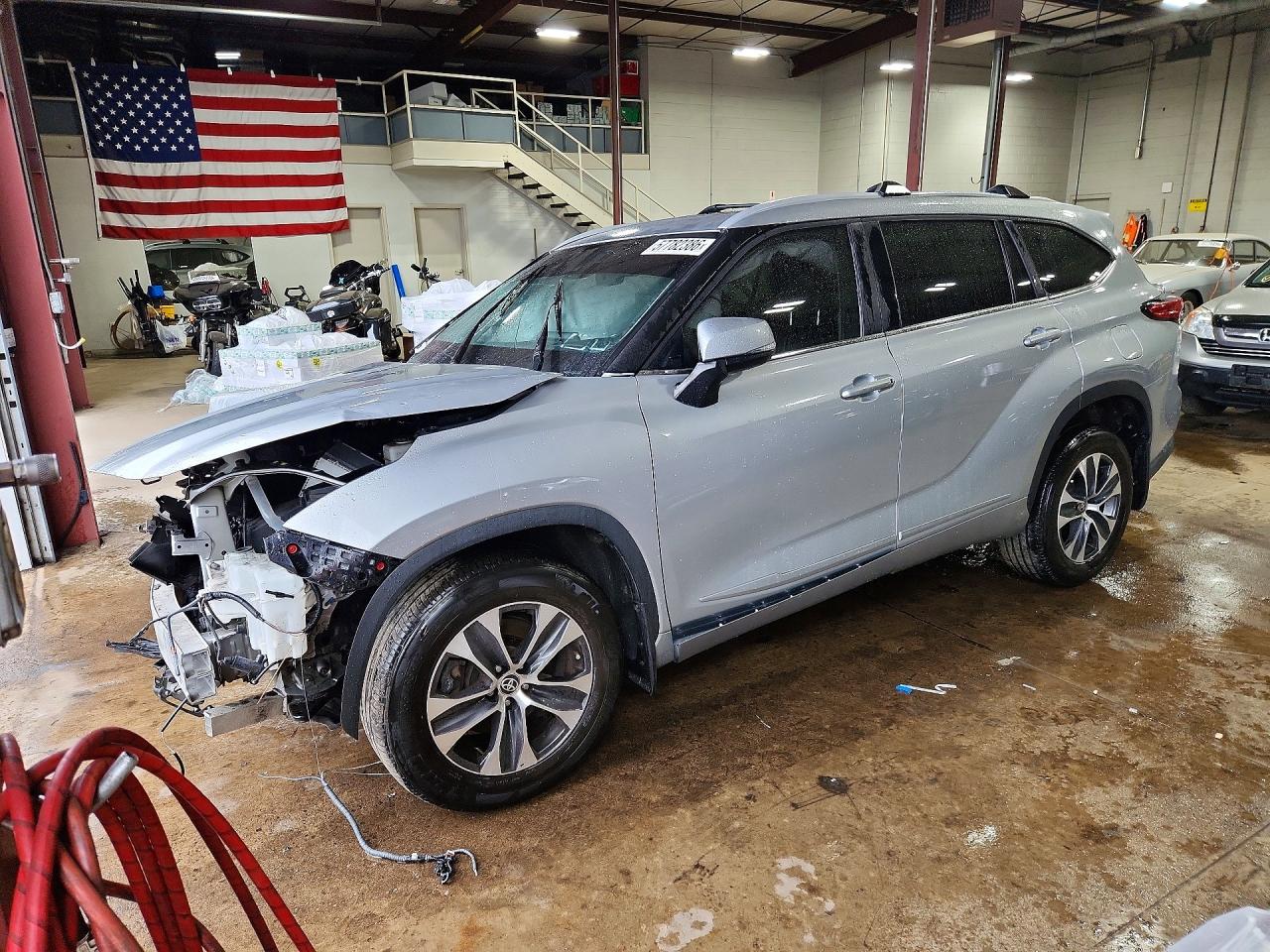 2023 TOYOTA HIGHLANDER