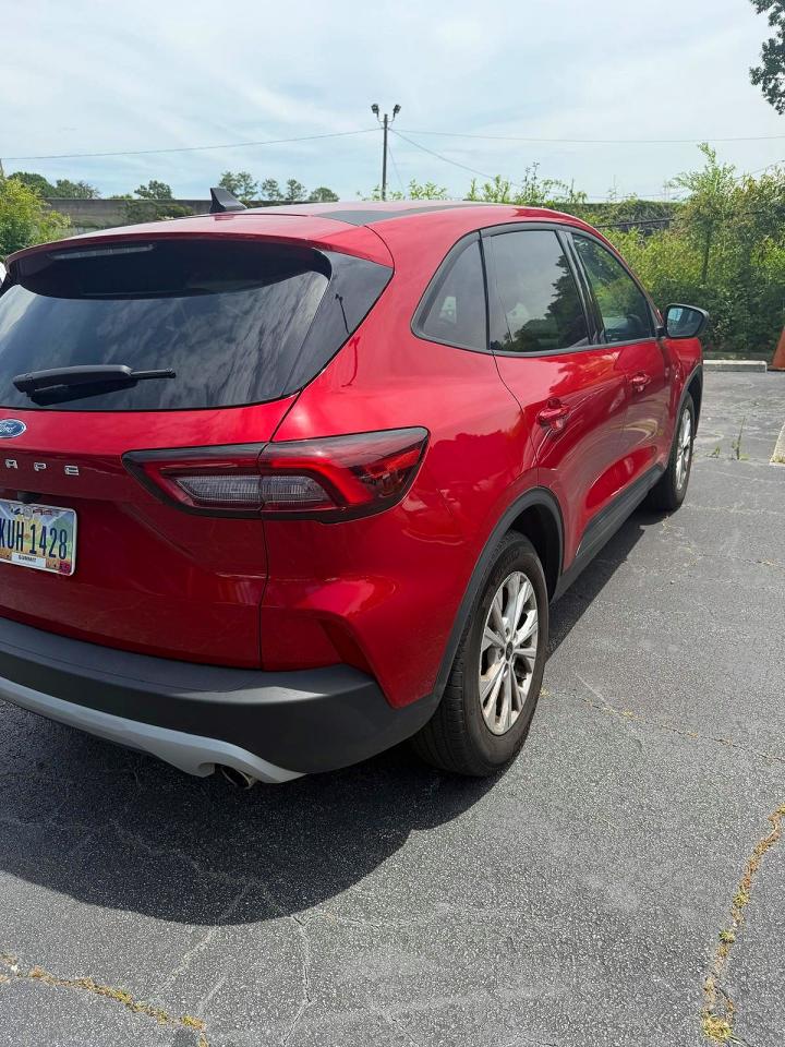 2025 FORD ESCAPE