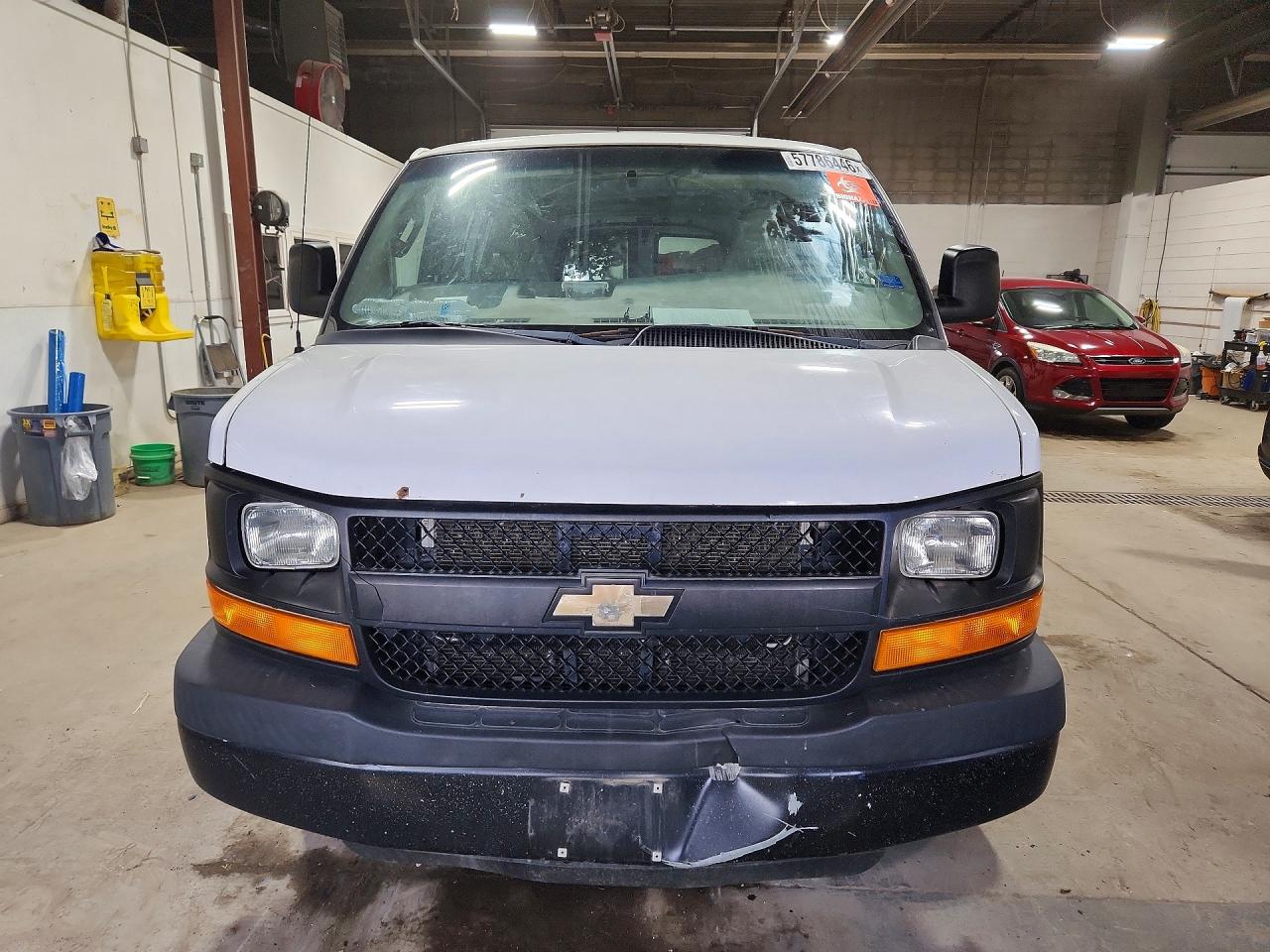 2016 CHEVROLET 2500 EXPRE