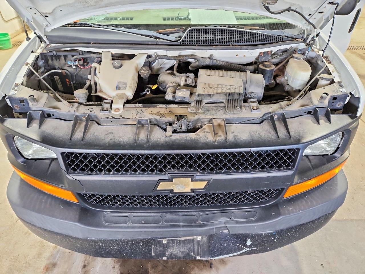 2016 CHEVROLET 2500 EXPRE