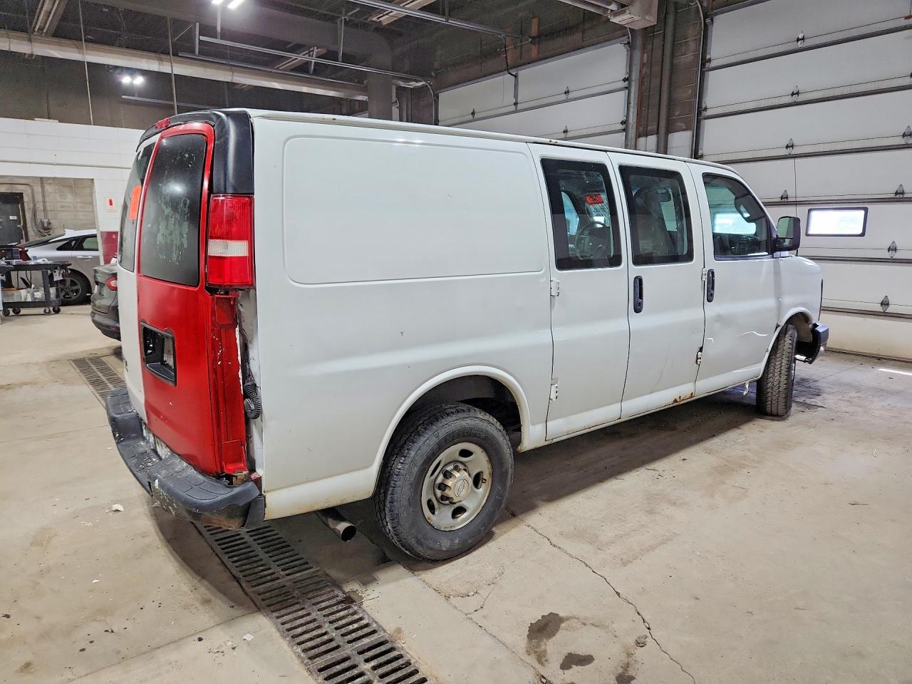 2016 CHEVROLET 2500 EXPRE