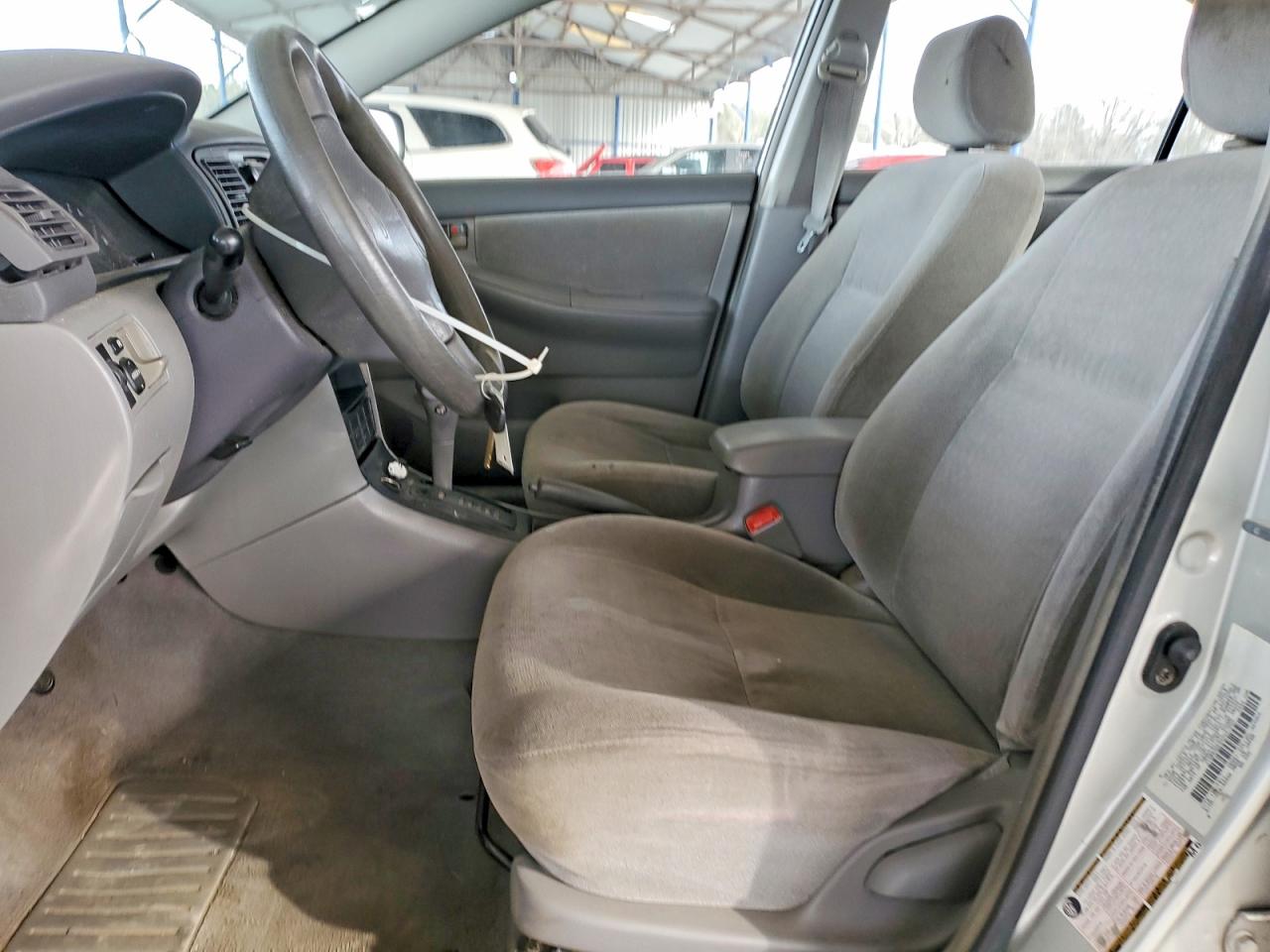 2004 TOYOTA COROLLA
