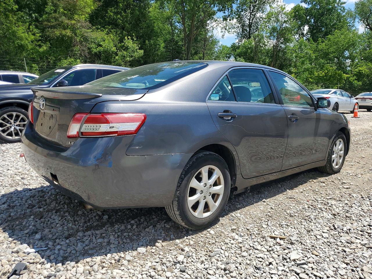 2011 TOYOTA CAMRY