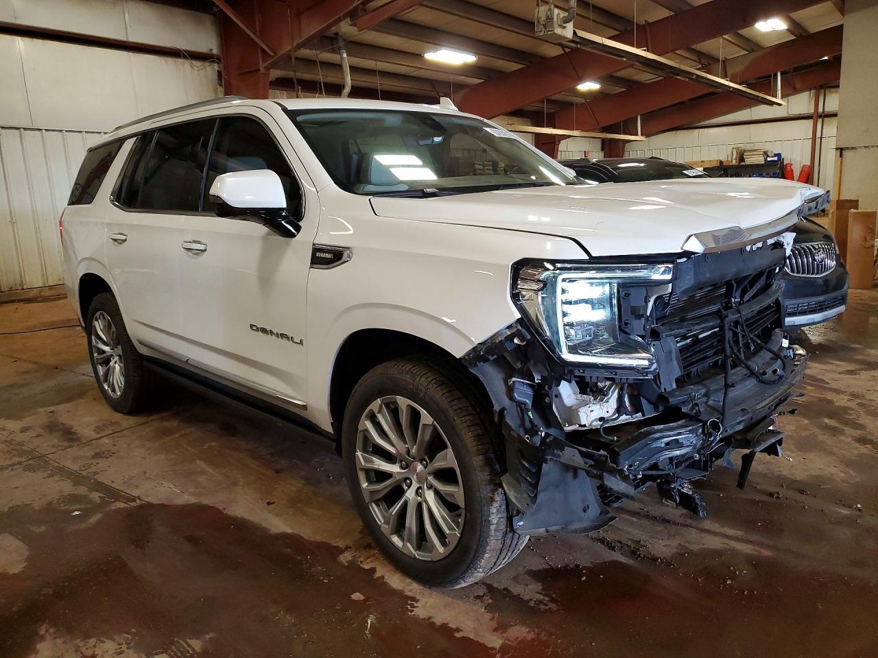 2022 GMC YUKON