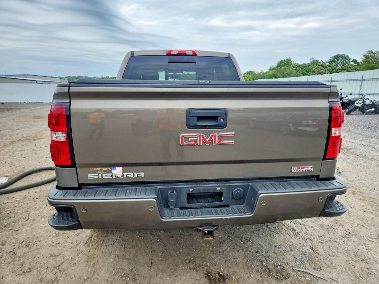 2015 GMC SIERRA