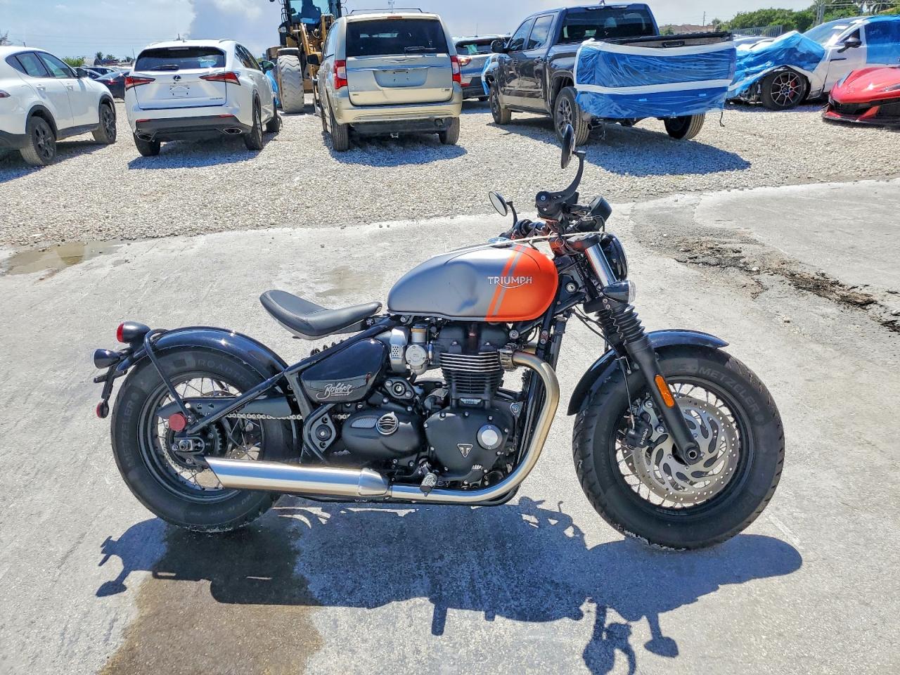 2025 TRIUMPH MOTORCYCLE BONNEVILLE
