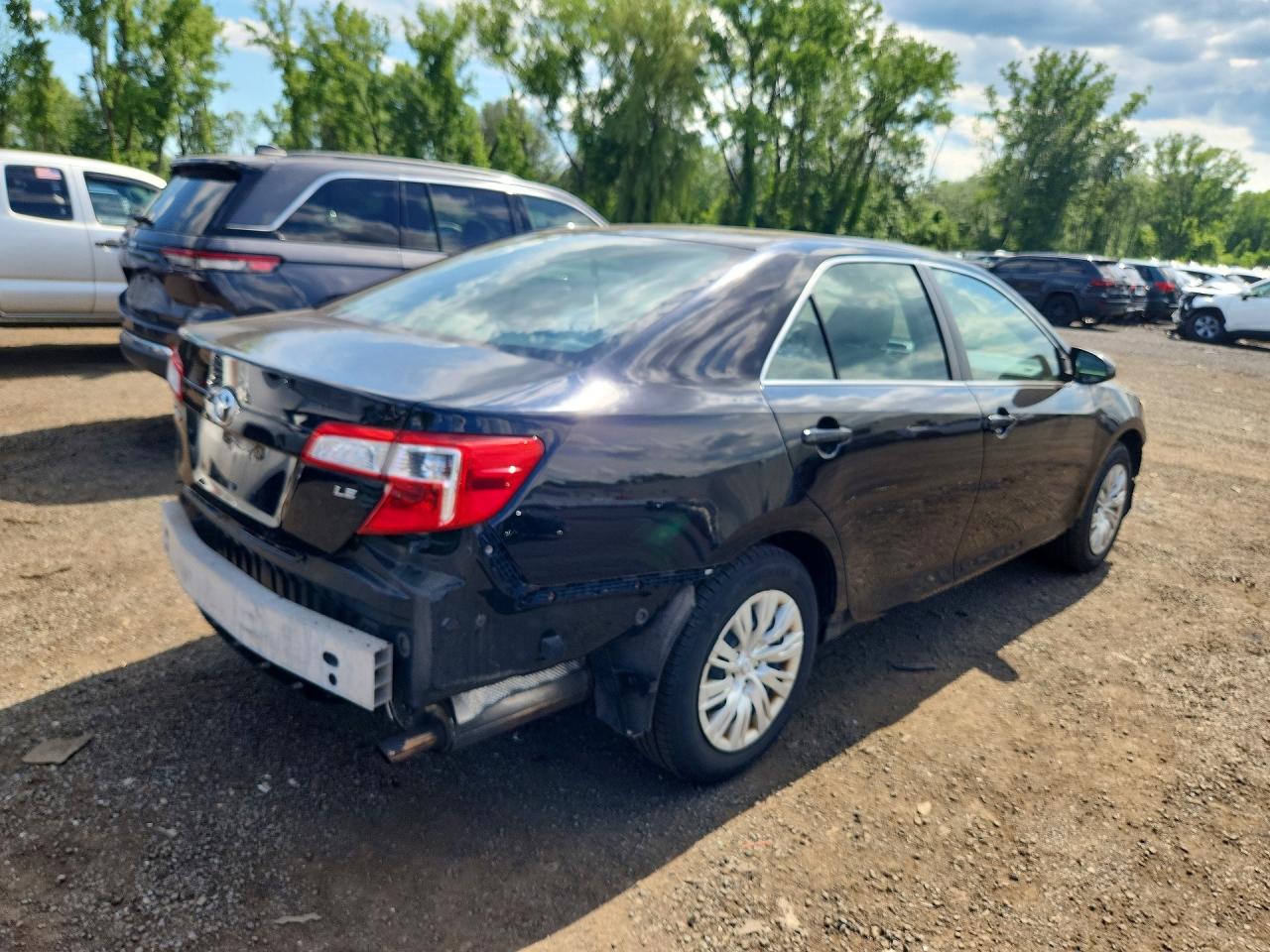 2013 TOYOTA CAMRY