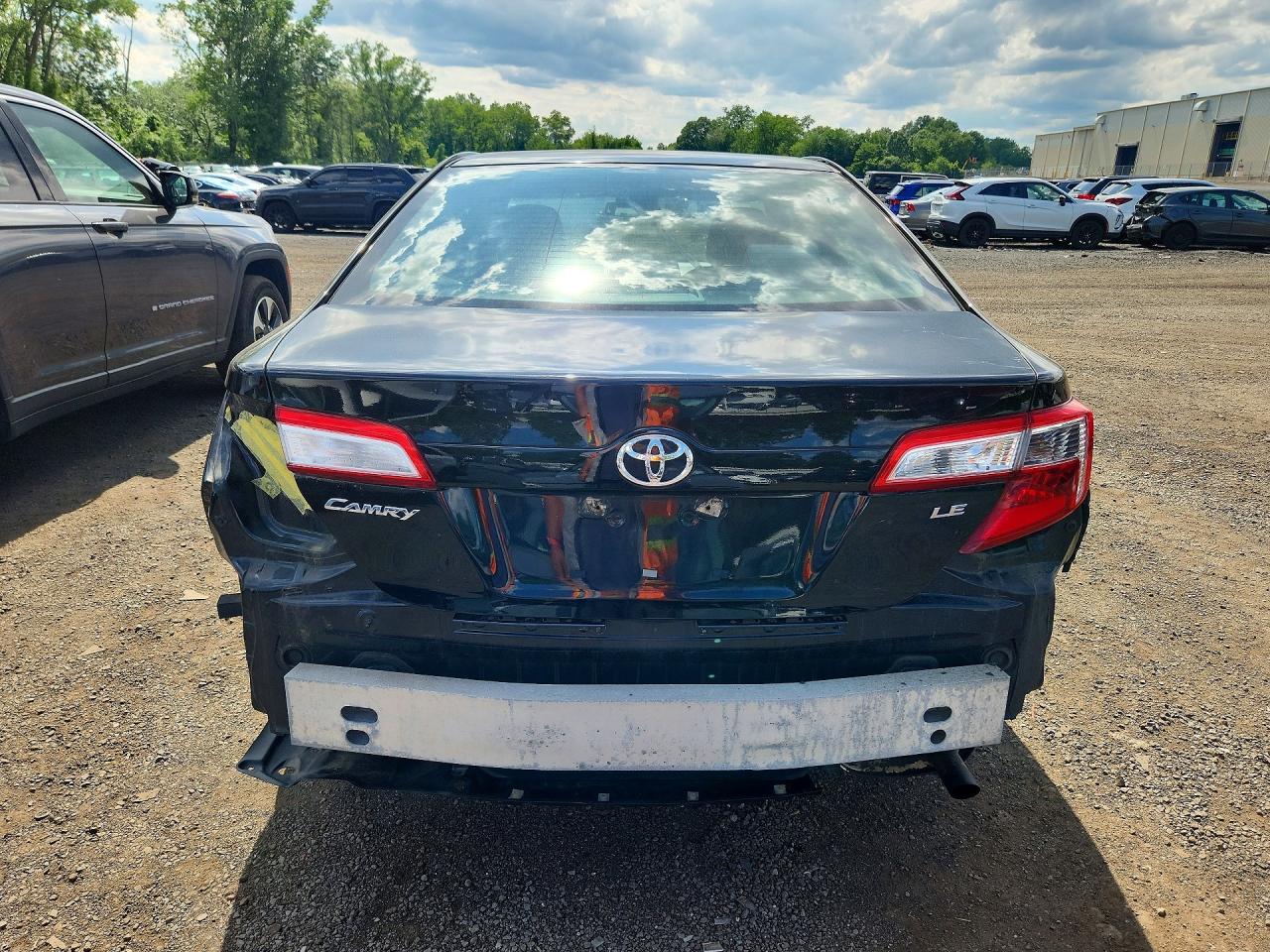 2013 TOYOTA CAMRY