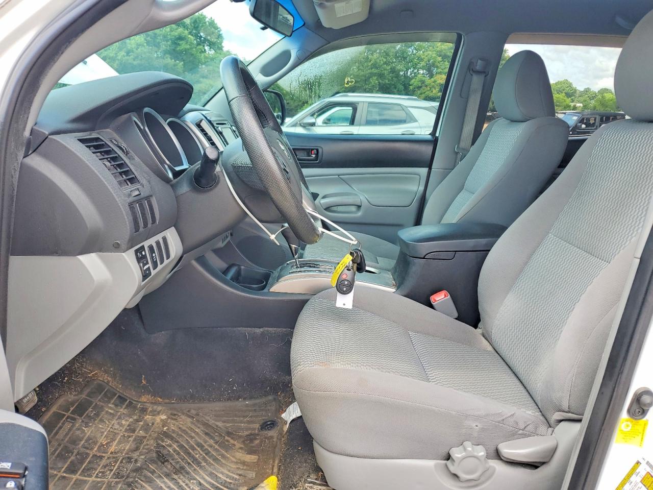 2014 TOYOTA TACOMA
