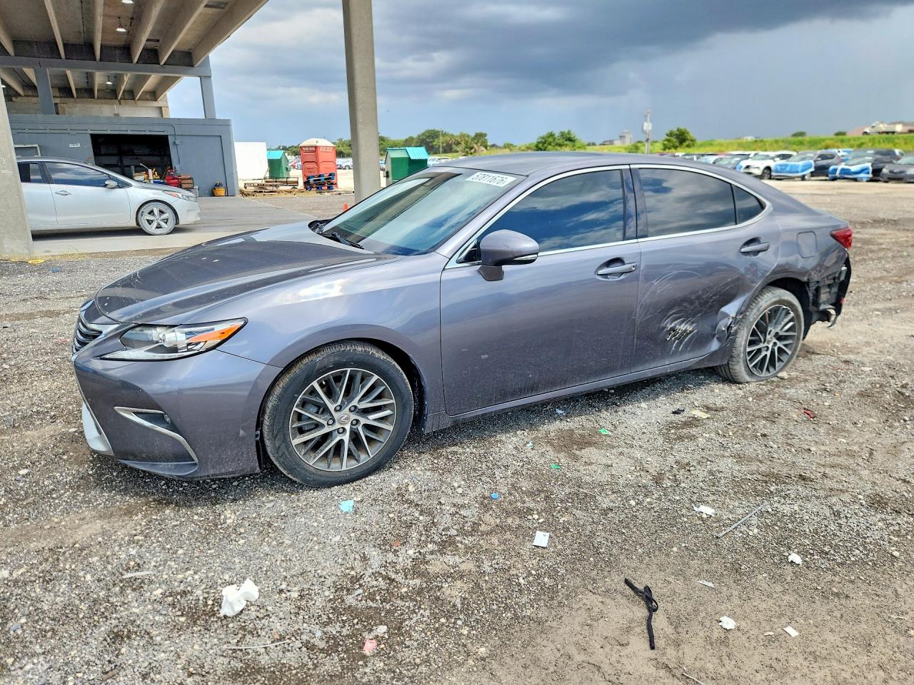 2017 LEXUS ES350