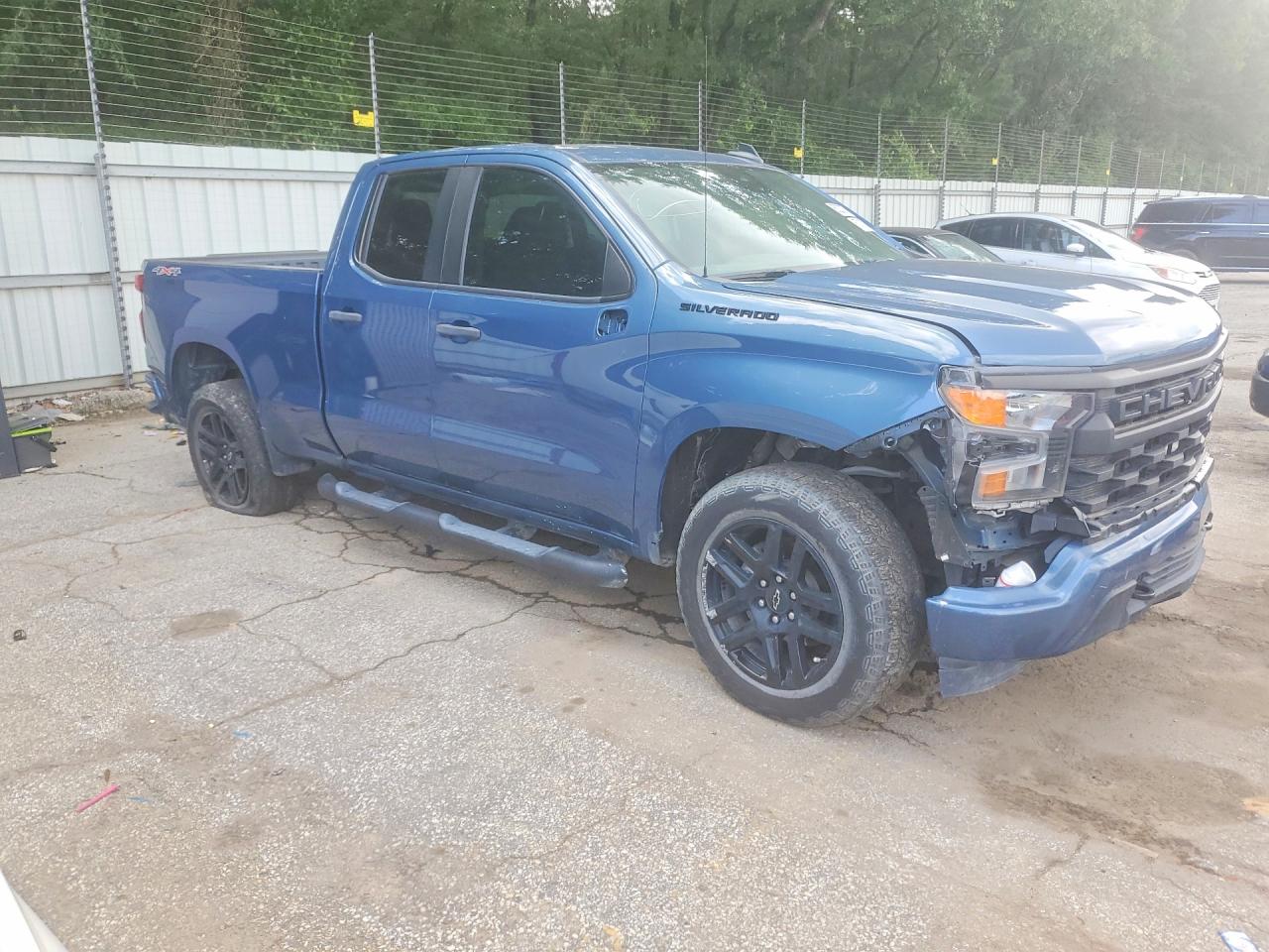 2024 CHEVROLET SILVERADO