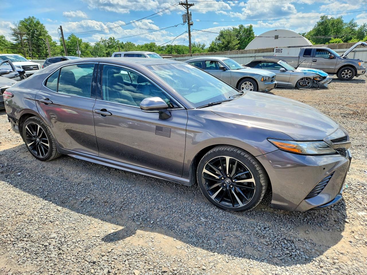 2018 TOYOTA CAMRY