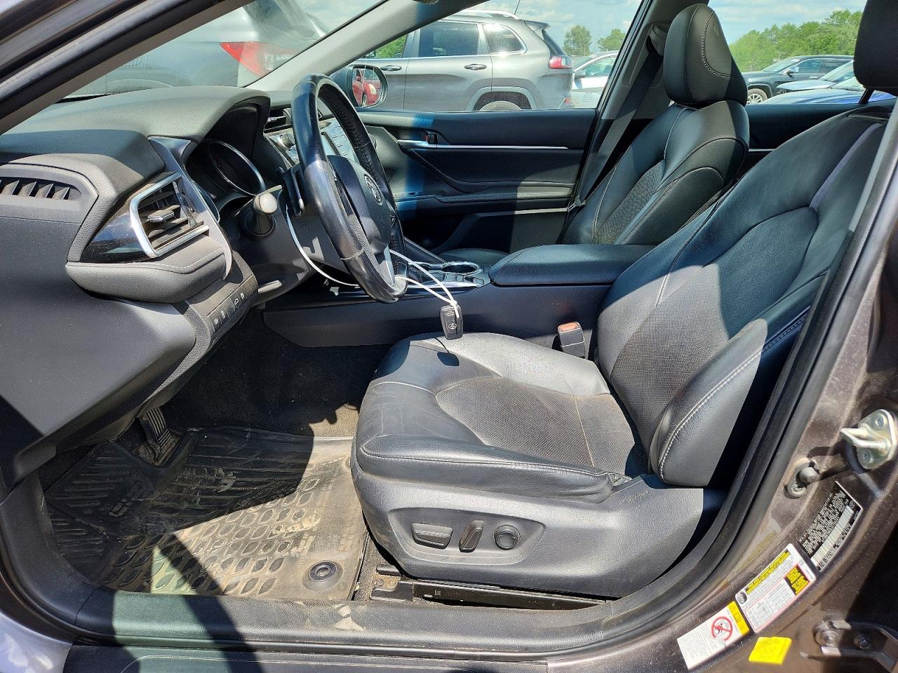2018 TOYOTA CAMRY