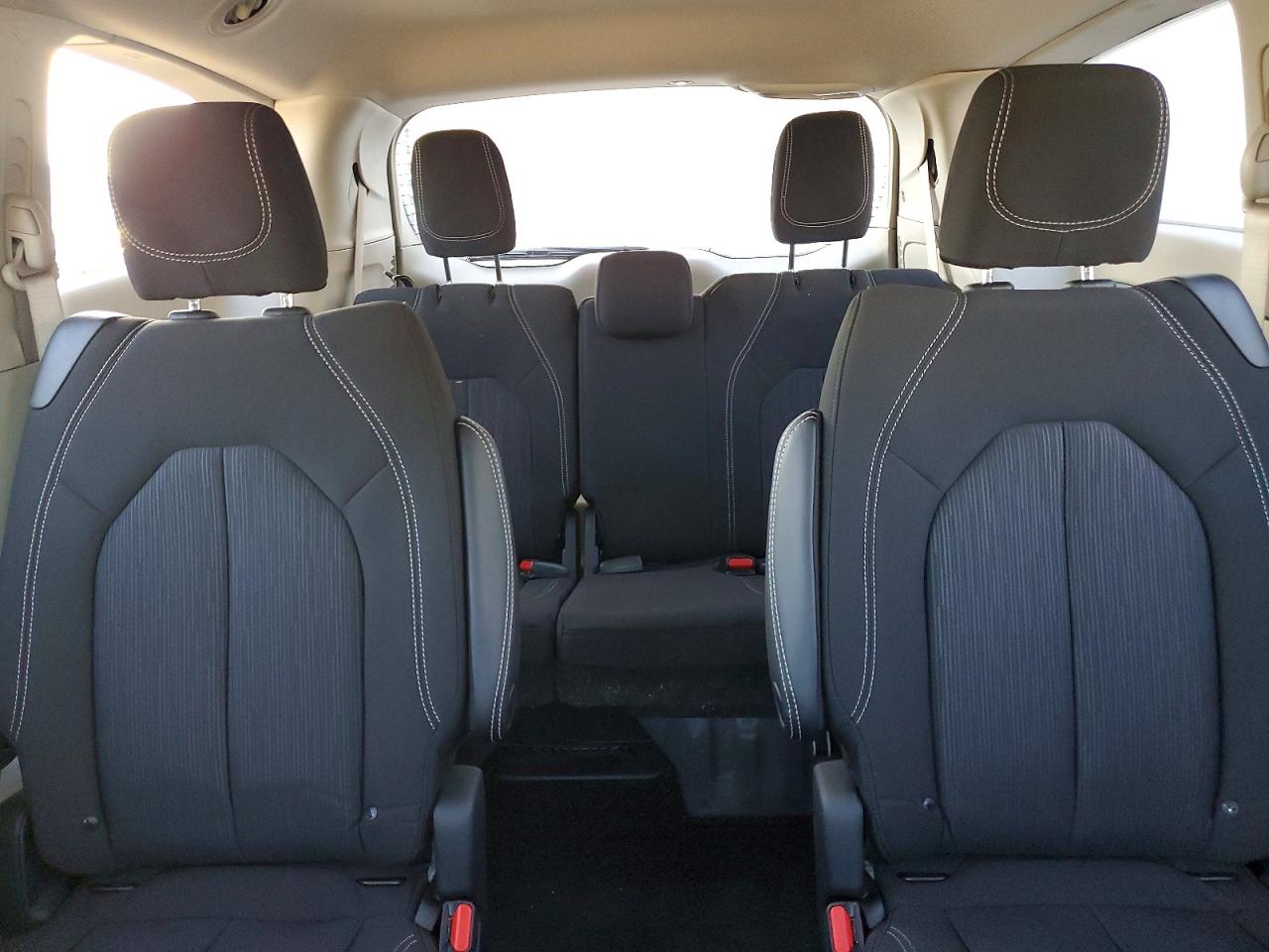 2023 CHRYSLER MINIVAN