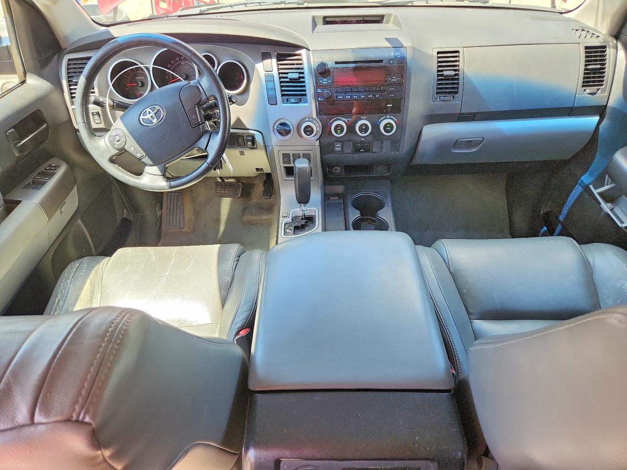 2011 TOYOTA SEQUOIA