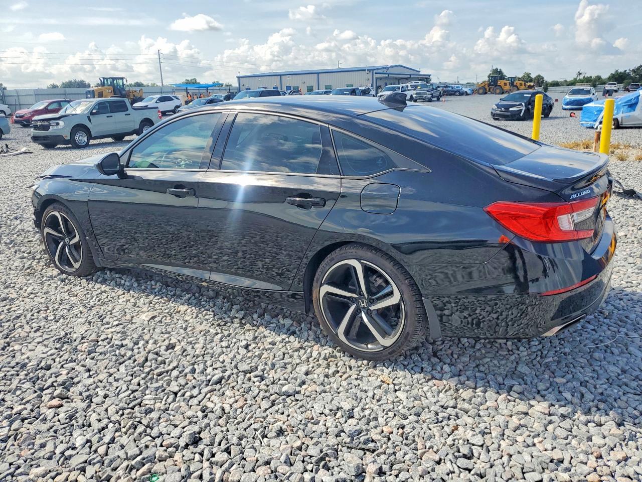 2019 HONDA ACCORD
