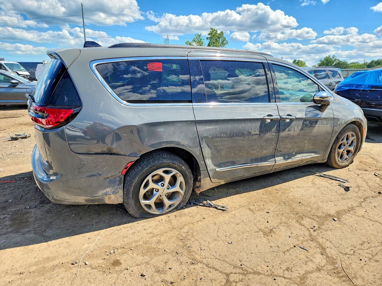 2023 CHRYSLER PACIFICA