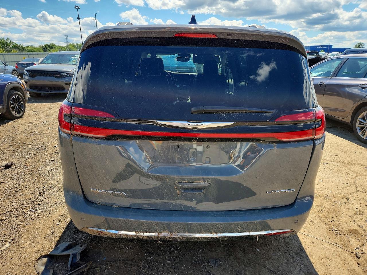2023 CHRYSLER PACIFICA