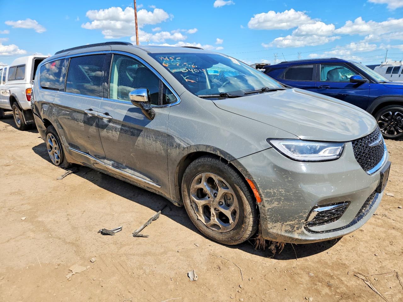 2023 CHRYSLER PACIFICA