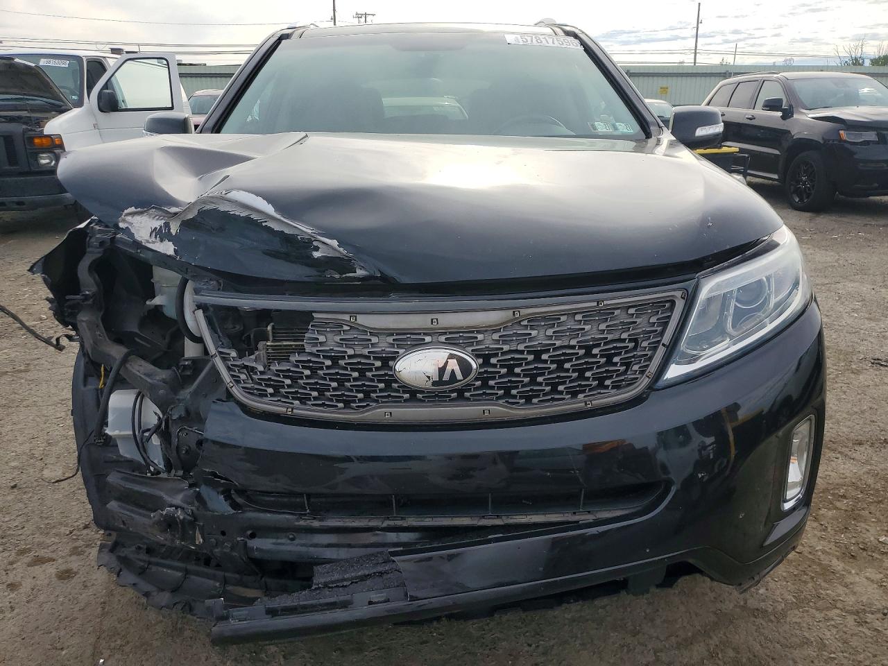 2015 KIA SORENTO