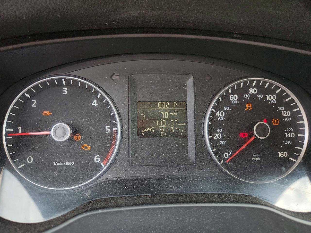 2013 VOLKSWAGEN JETTA