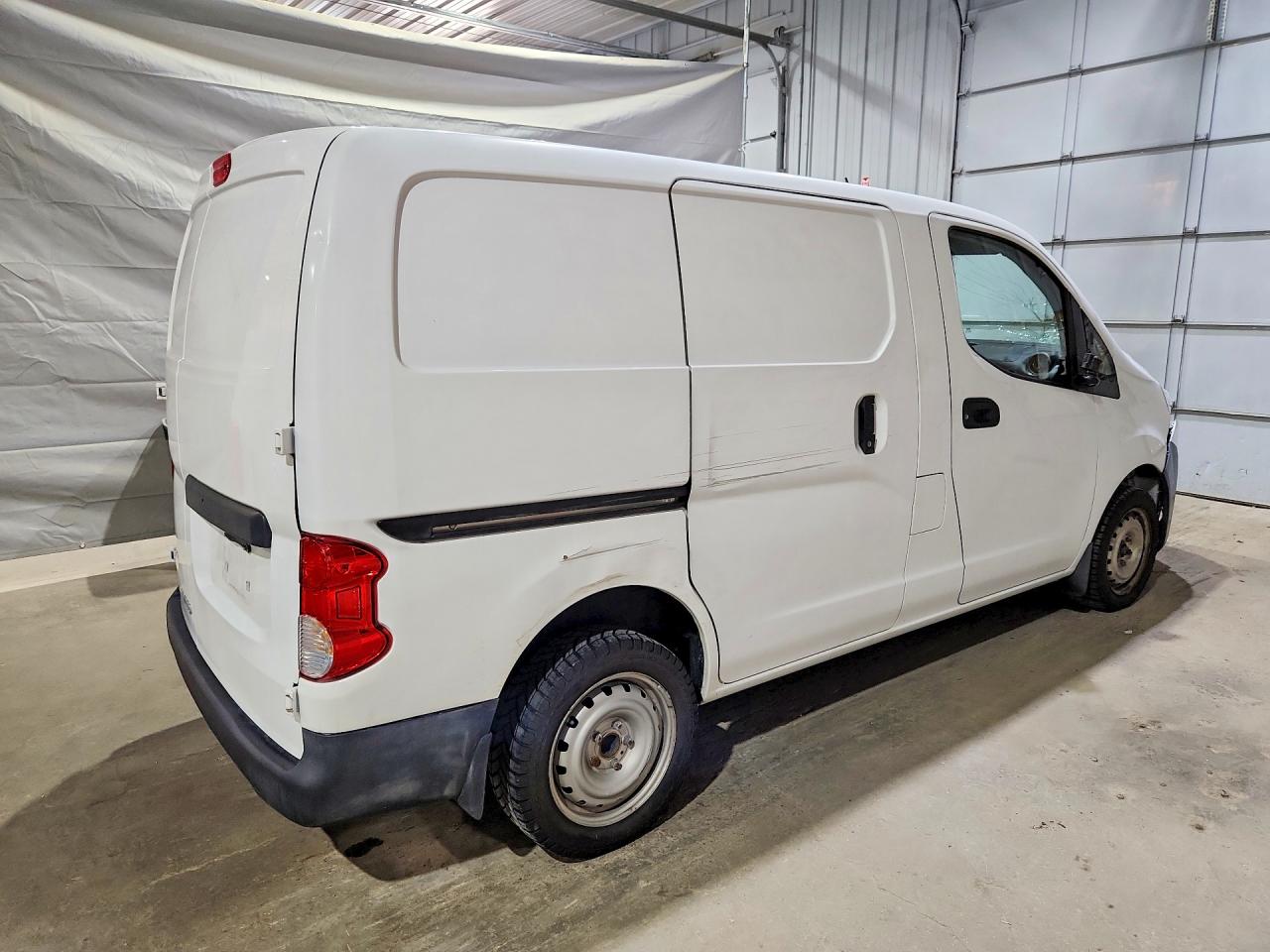 2014 NISSAN NV
