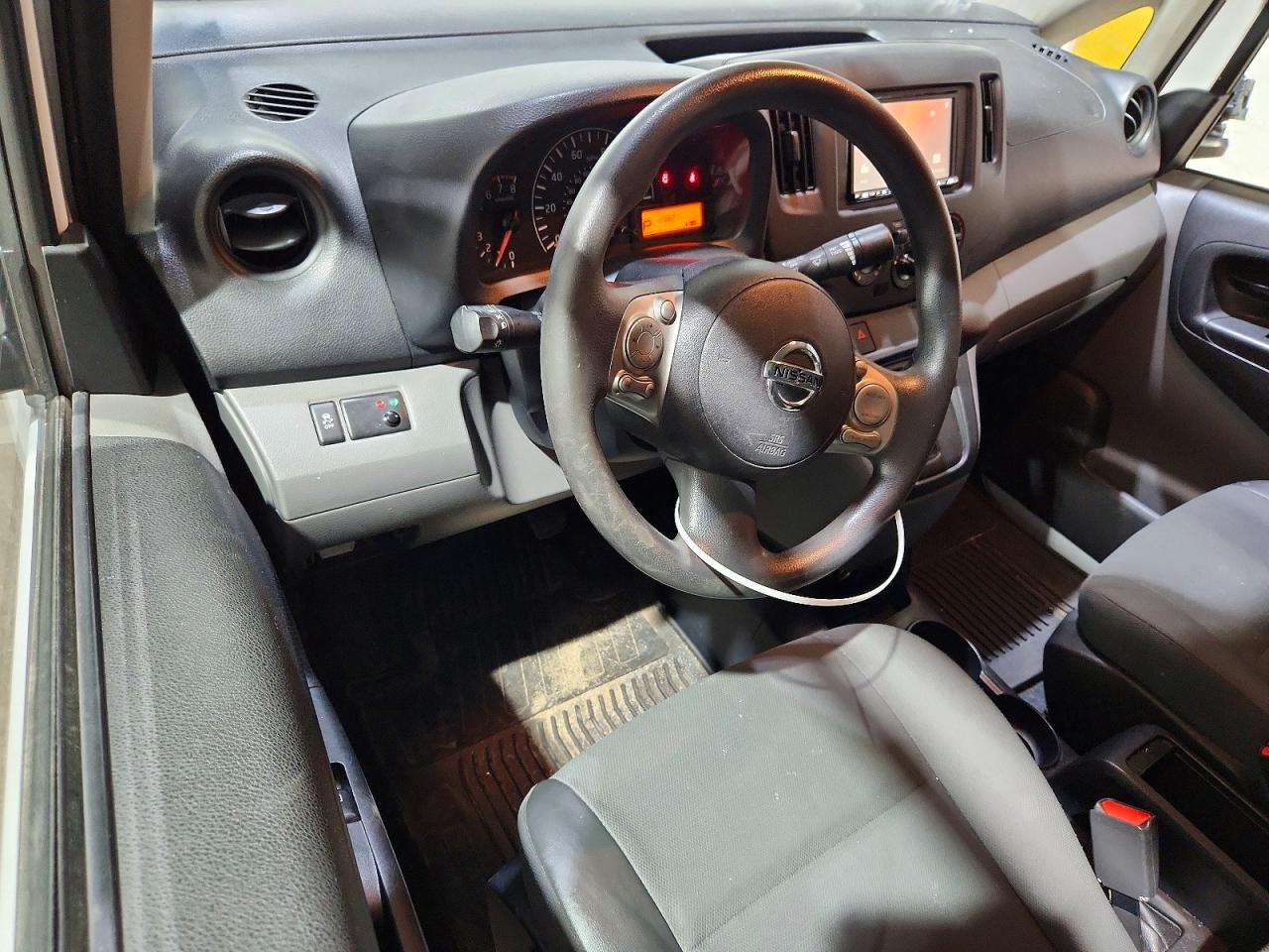 2014 NISSAN NV