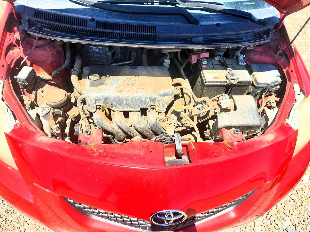 2011 TOYOTA YARIS
