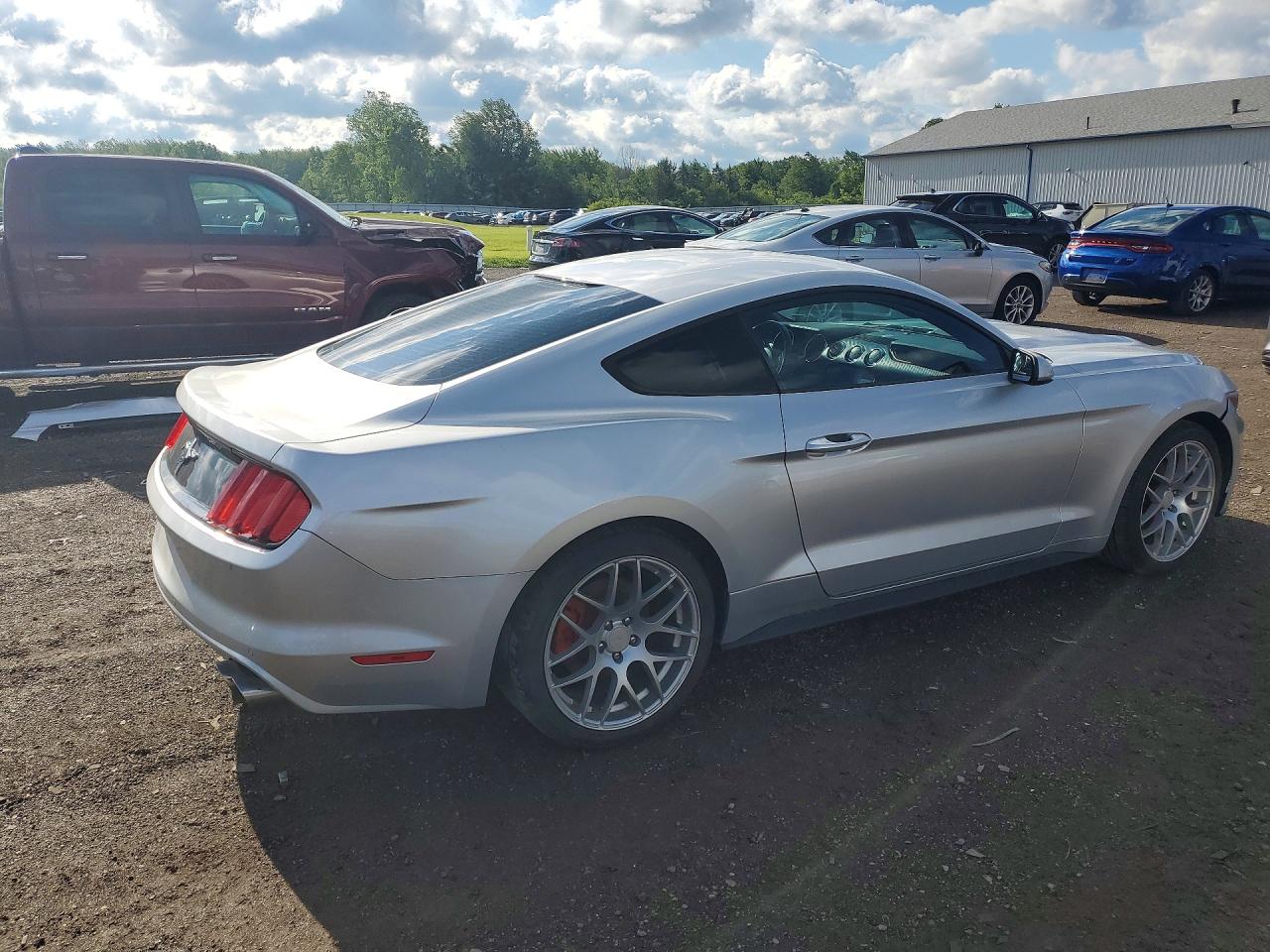 2017 FORD MUSTANG