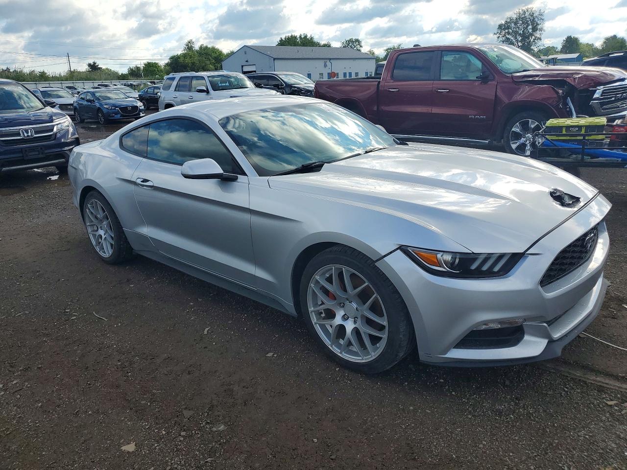 2017 FORD MUSTANG