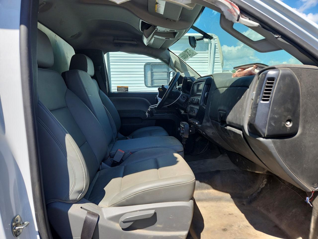 2023 GM SILVERADO