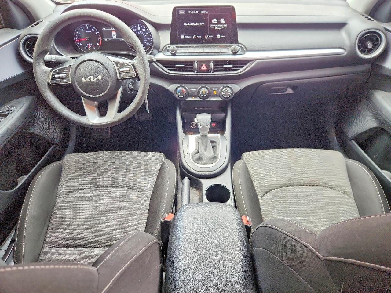2024 KIA FORTE